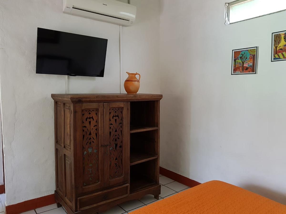Family Room Air Conditioning,653547240:JPEG